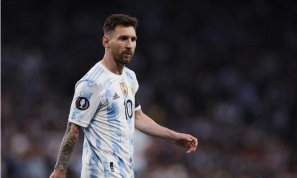 萨利巴：皇马的邀请总是令人心动，但我渴望先在枪手赢得冠军